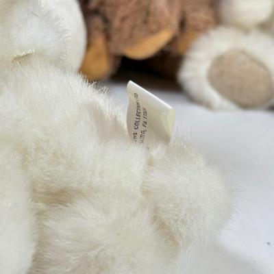 LOT 76K: Stuffed Bears: Boyd’s, Russ, Gund