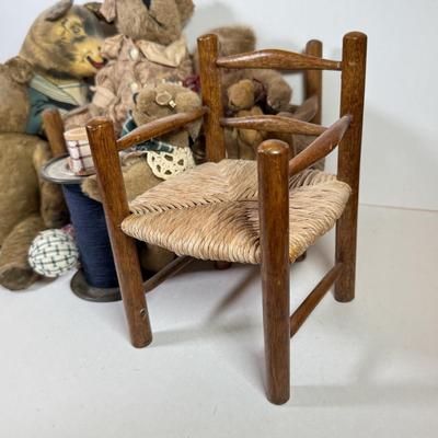 LOT 78K: Vintage Teddy Bears & Furniture