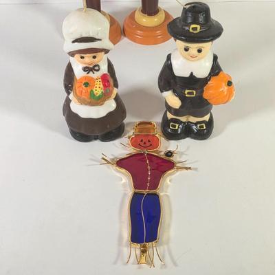 LOT 82L: Vintage Fall/Thanksgiving Themed, Figurines, S&P Shakers, Stained Glass, Candles & Candle Votives