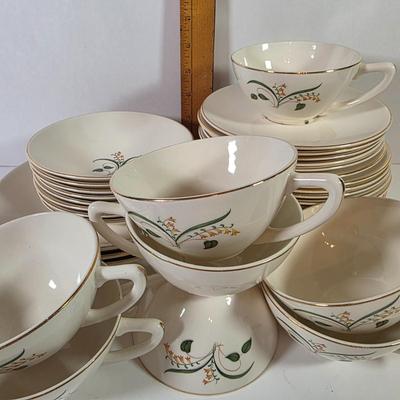 LOT 84D: Vintage Incomplete China Set "Forsythia by Edwin Knowles