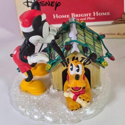 LOT 86L: Hallmark Keepsake Disney & Star Wars Holiday Ornaments With Original Boxes