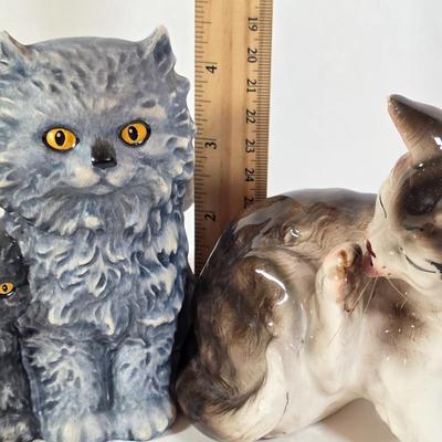 LOT 92D: Vintage Goebel Persian Kitten/Cat Figurine & Ceramic Royal Doulton Tabby Cat Figurine