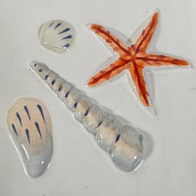 LOT 95D: Vintage Ceramic Fish Platter, Seashore Themed Tiles & Assorted Seashore Ornaments