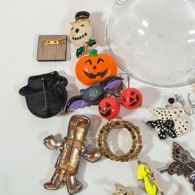 LOT 98D: Collection Of Vintage Costume Jewelry, Includes Holiday Themed Pins, Earrings & A Clear Glass Bowl W/Lid