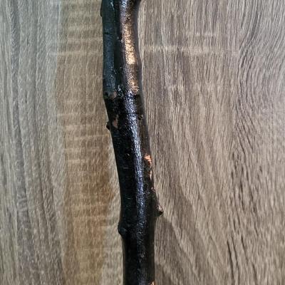 LOT 105: Carved Wooden Irish Shillelagh Walking Stick 36 Inches