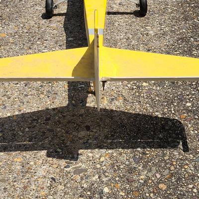 LOT 109: Tri-Color Model Airplane with Gas Engine