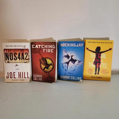 LOT 110: Seventeen Assorted Fiction Books Featuring Dean Koontz and More
