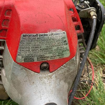 LOT 121G: Gas Powered Red Max BC225DL Komatsu Zenoah Co Weed Trimmer and Echo PE-225 Edger
