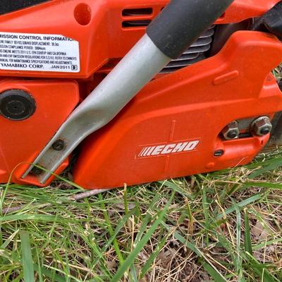 LOT 123G: Tanaka THT 2120 Gas Powered Chain Saw and Echo CS-370 Gas Powered Chain Saw