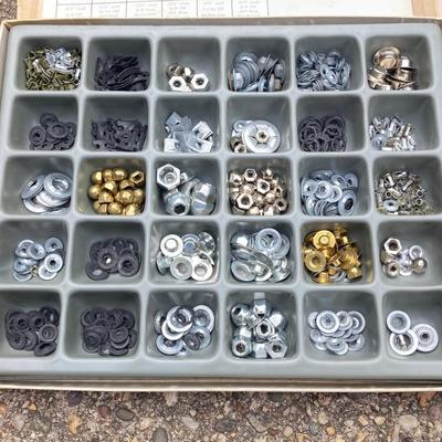 LOT 126G: Tap and Die Sets in Cases and Palnut Lock Nuts / Fasteners in Original Box