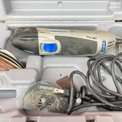 LOT 128G: Dewalt D21007 Electric Drill / Drill Bits in Cases, Dremel Multi-Max in Case and Mini Die Grinder