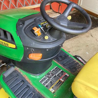 LOT 129P: John Deere E120 Riding Lawn Mower