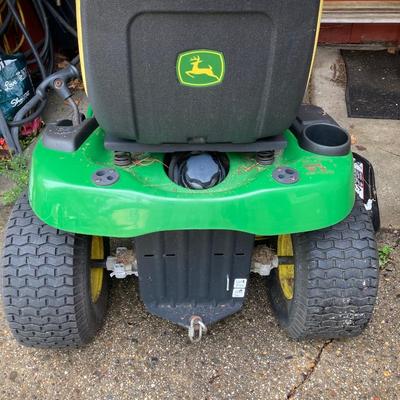LOT 129P: John Deere E120 Riding Lawn Mower