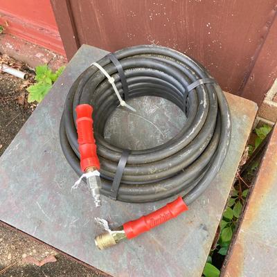 LOT 138G: Campbell Hausfeld Sandblaster with Diablo Hose