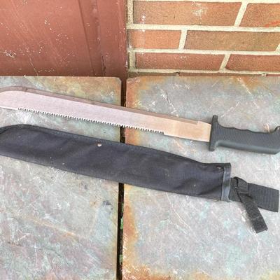 LOT 140G: Machete Style Knife with Sheath