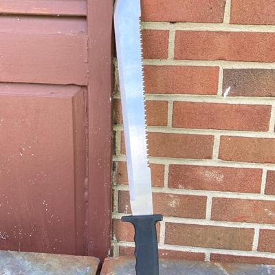 LOT 140G: Machete Style Knife with Sheath