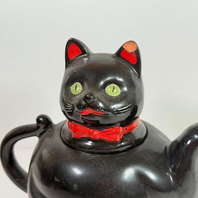 LOT 143L: Black Cat Collection: Vintage Virginia Cigarette Box, Teapot, Vase & More