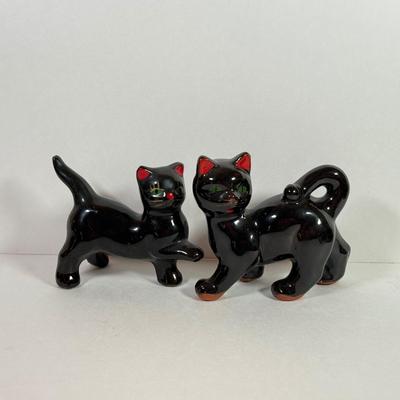 LOT 143L: Black Cat Collection: Vintage Virginia Cigarette Box, Teapot, Vase & More