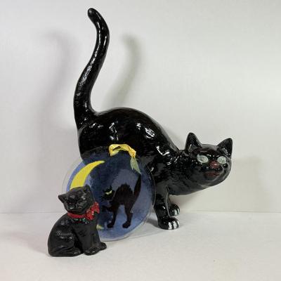 LOT 144L: Vintage Cast Iron Black Cat w/ Small Metal Cat & Glass Cat w/ Moon Disc