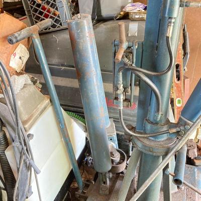 LOT 161G: Ruger HP18CJ Rolling Industrial Crane / Hoist - 2000 lb Capacity
