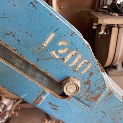 LOT 161G: Ruger HP18CJ Rolling Industrial Crane / Hoist - 2000 lb Capacity