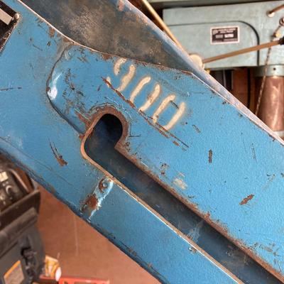 LOT 161G: Ruger HP18CJ Rolling Industrial Crane / Hoist - 2000 lb Capacity