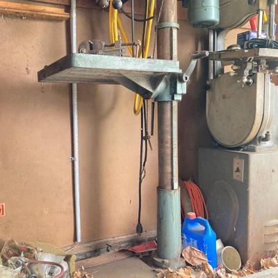 LOT 162G: Ellis Variable Speed Control Drill Press Model No. 8000 (Leeson) Direct Current Permanent Magnet Motor