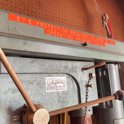 LOT 162G: Ellis Variable Speed Control Drill Press Model No. 8000 (Leeson) Direct Current Permanent Magnet Motor