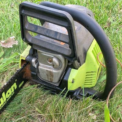 LOT 165G: Pair of Poulan Gas Powered Chain Saws (Super Micro Deluxe / Model 3314) - Includes Carrying Case