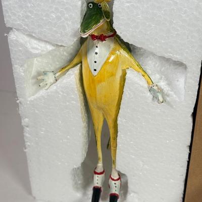 LOT 171K: Lenox Silverplate Scroll Santa Ornament w/ Box, Dept 56 Lizard Ornament w/ Box & Delicate Vintage Doilie Embroidered Ornaments