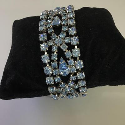 Beautiful vintage ice, blue crystal rhinestone bracelet with safety chain
