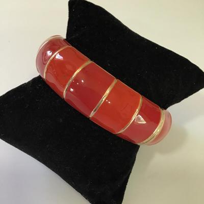 Enamel hinged bangle bracelet