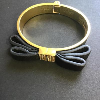 Vince Camuto bow tie bangle
