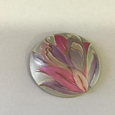 Vintage, gold, toned, pastel brooch/pendant