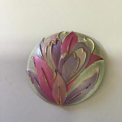 Vintage, gold, toned, pastel brooch/pendant