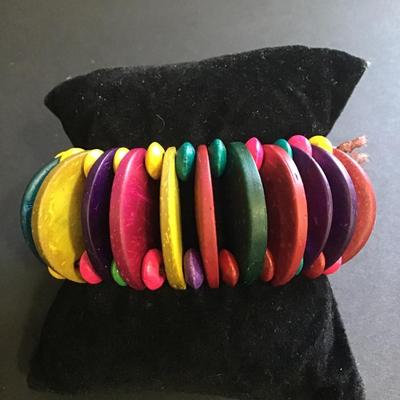 Unique coconut shell stretch bracelet