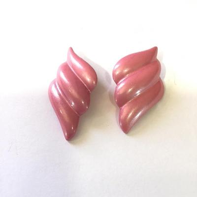 Vintage, shimmery, pink enamel clip on earrings