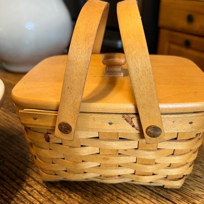 Big Kitchenware Pottery Ceramic Lot - Cuisinart, Hall, Homer Laughlin, Longaberger, Edwin Bennett