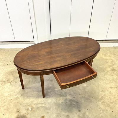 Sale Photo Thumbnail #931: Measurements:
38.5" in width, 20" in depth, 16.5" in height