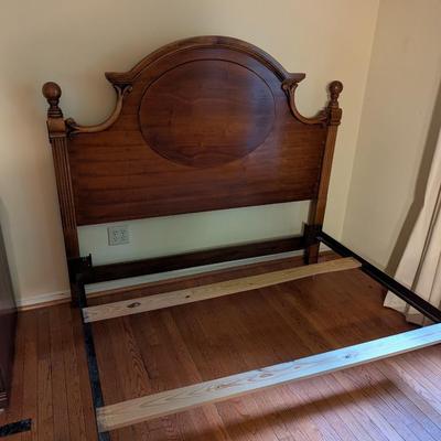 Vintage Lexington Oak Victorian Full/Queen Size Bed