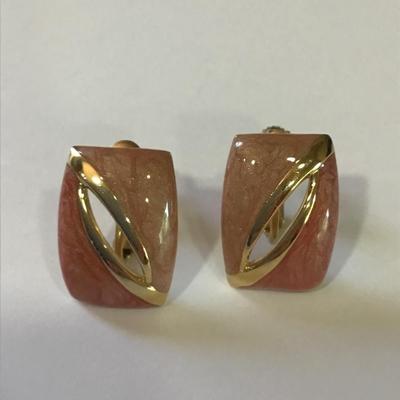 Pretty two toned enameled screw back earrings