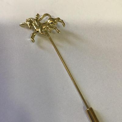 Vintage unicorn gold tone pin