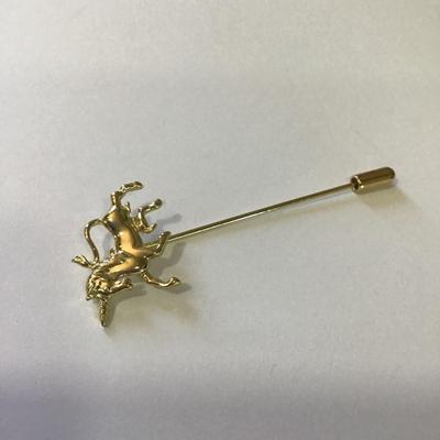 Vintage unicorn gold tone pin