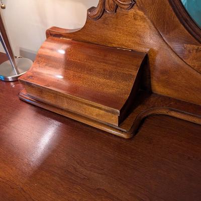 2 Piece Webb Bedroom Dresser With Mirror (BR2)