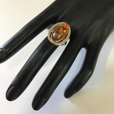 Beautiful vintage Baltic amber in 925 sterling silver ring