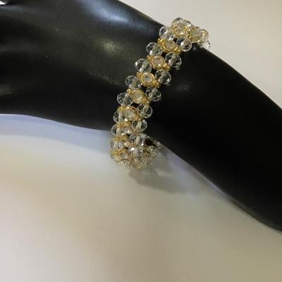 Beautiful vintage glass and crystal rhinestone stretch bead bracelet