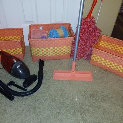 Compact Cleaning Set – Handheld Vacuum, Mop, Storage Baskets & More!