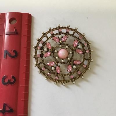 Vintage art, deco, large style, round brooch