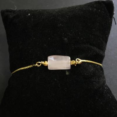 Gold tone rosé quartz adjustable bracelet