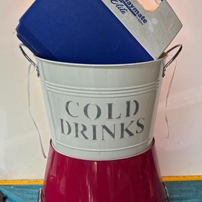 2 Tins and a Cooler